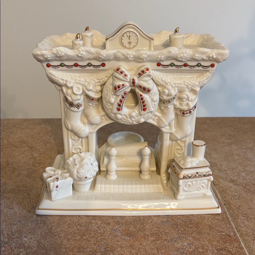 Lenox ‘Twas the Night Collection Fireplace votive holder Retired Rare